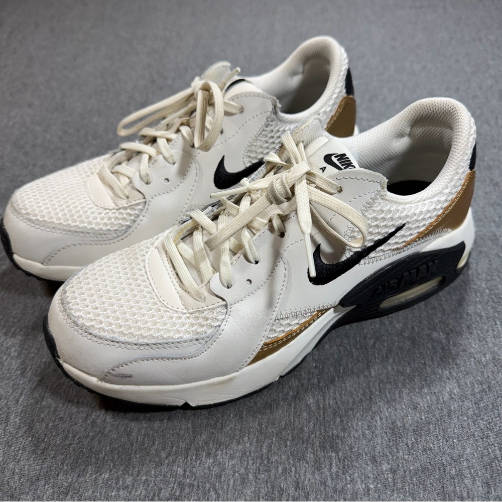 Nike Air Max Excee Womens 8.5 Phantom/Metallic Gold DZ2619-001